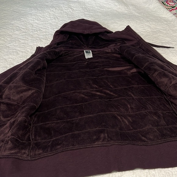 The North Face Quilted Full Zip Jacket - Picture 5 of 6